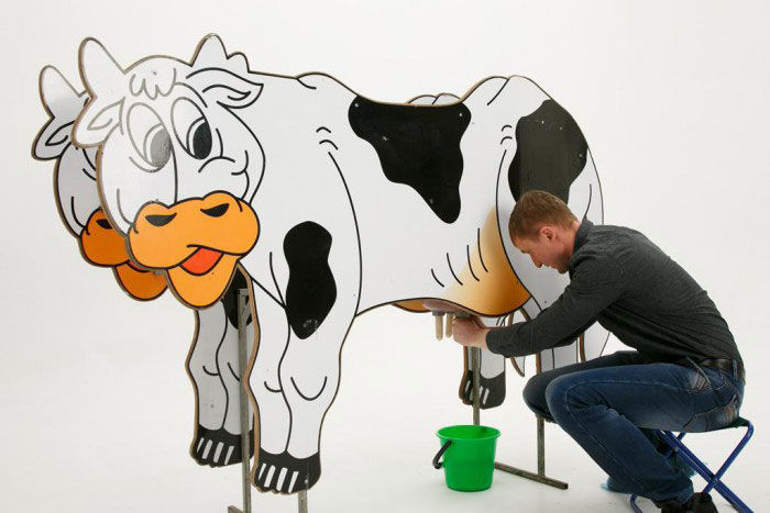 Корова дійна