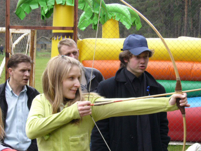 Луки та арбалети