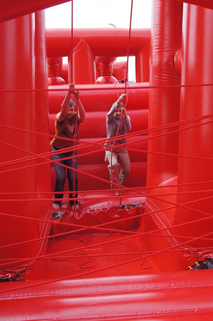 Мегасмуг перешкод