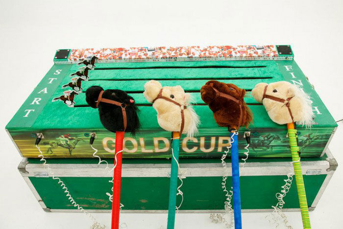 Стрибки електронні