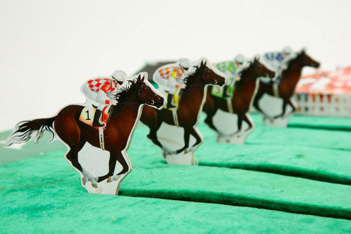 Стрибки електронні