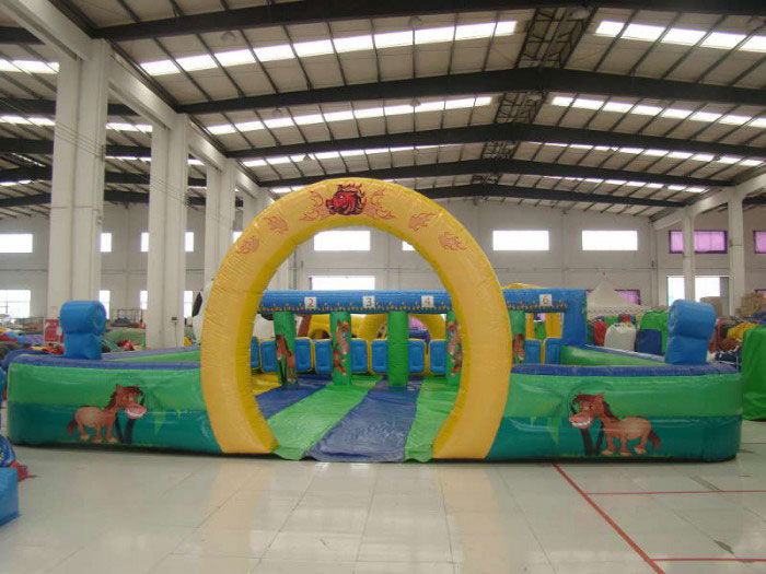 Стрибки надувні