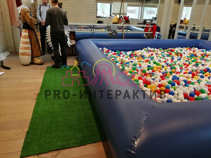 Гігантський сухий басейн