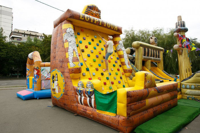 Батут-скалодром "Єгипет"